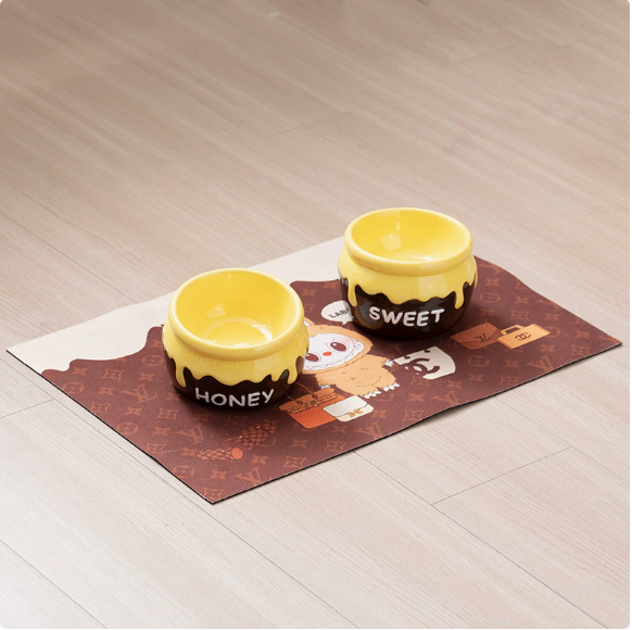 Elevated Ceramic Cat Bowl - Honey Jar Design & Neck Protection